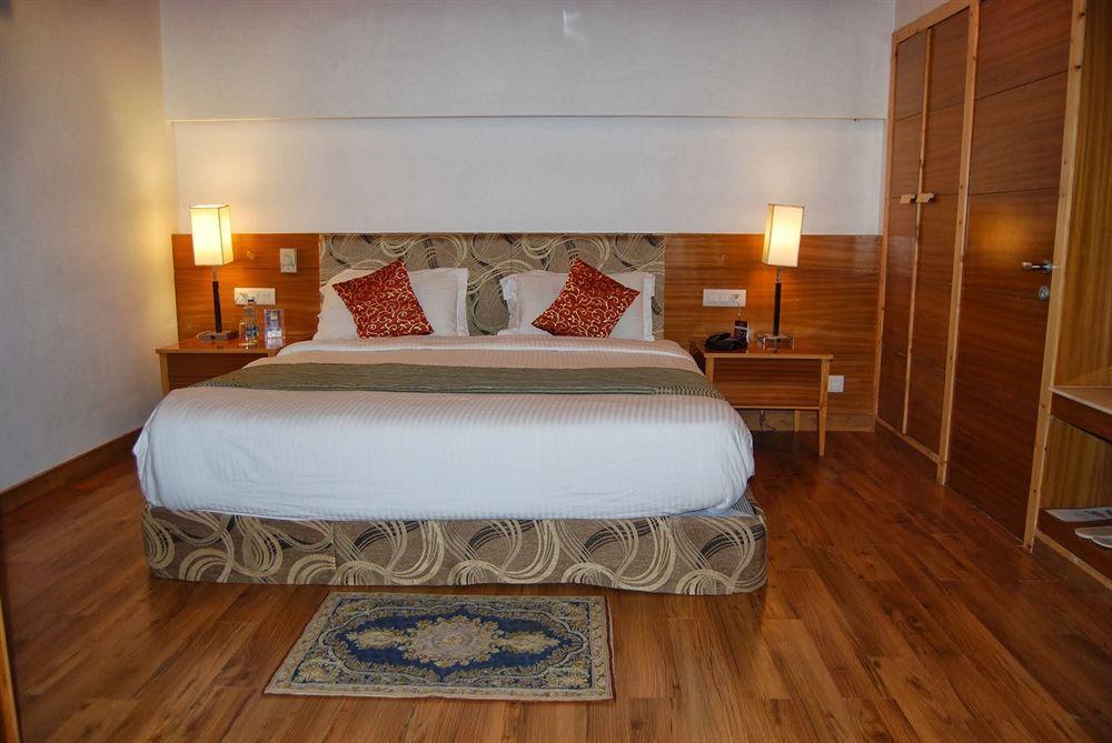 Hotel Heevan Resort Srīnagar Zewnętrze zdjęcie